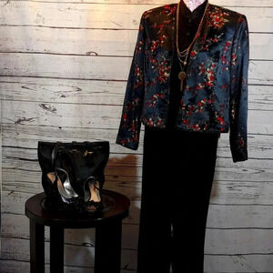 Women's Vintage Oriental looking Blazer